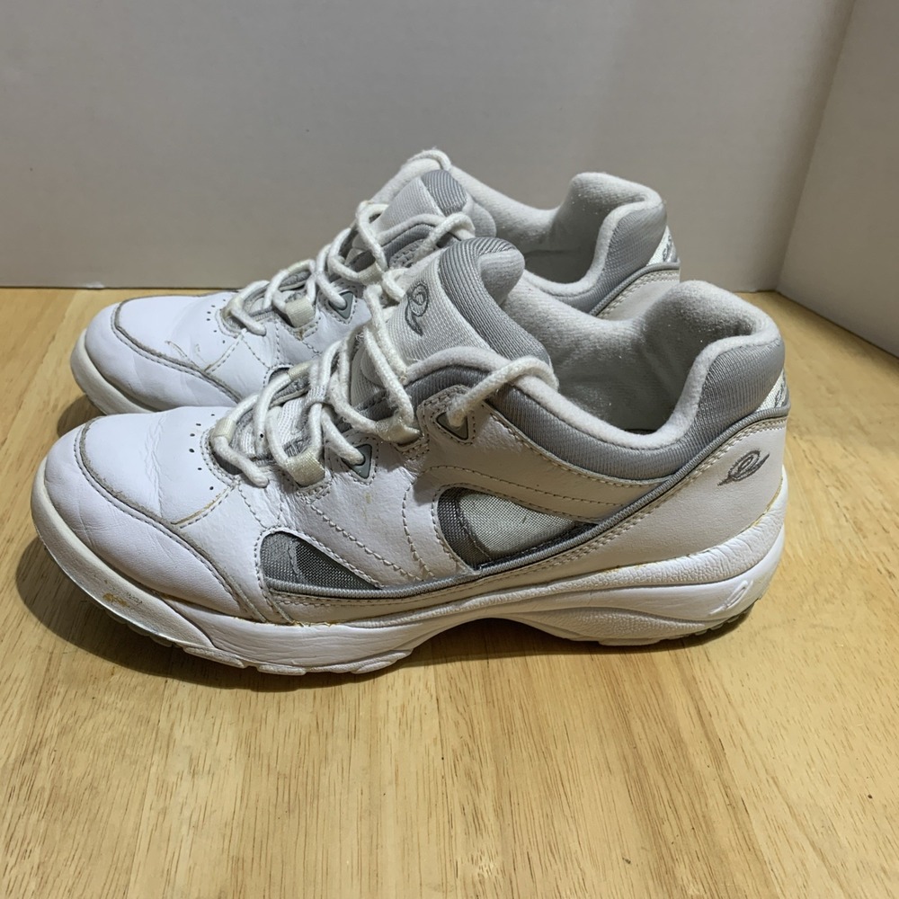 Easy Spirit Women's Walking Shoes Sneakers Size 6.5M Lace-Up White Leather